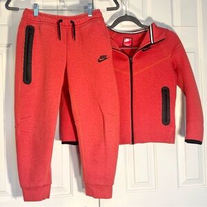 Nike Tech Kids Jogger Set - Medium